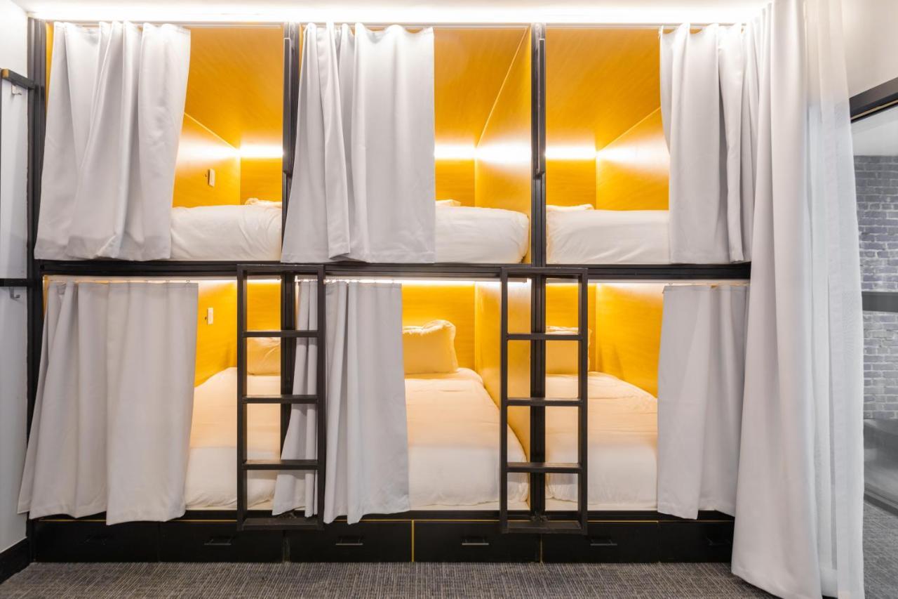 Hôtel capsule Parc Avenue *